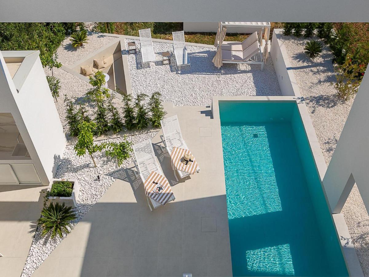 Sunrise: Sea Views And Heated Pool * Trogir